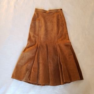 Vintage brown suede skirt